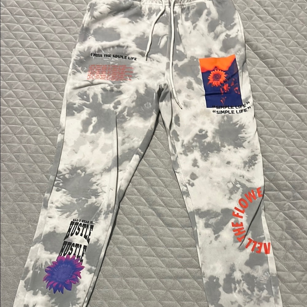 Brooklyn Cloth Gray and White Sweatpants with Graphic Accents